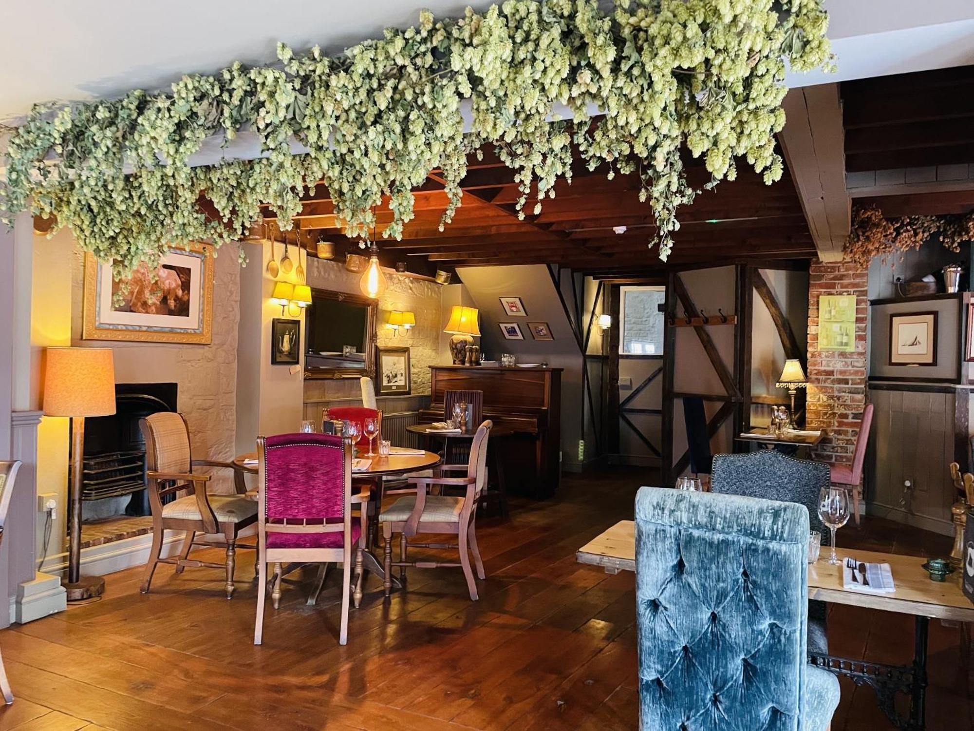 The Greyhound Inn Sydling St Nicholas Εξωτερικό φωτογραφία